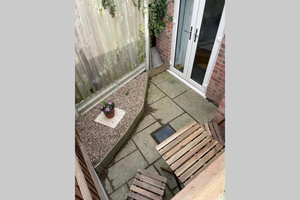 Idyllic Self Contained Annex Flat In Eaton